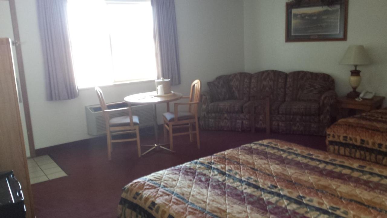 Dakota Inn Huron Luaran gambar